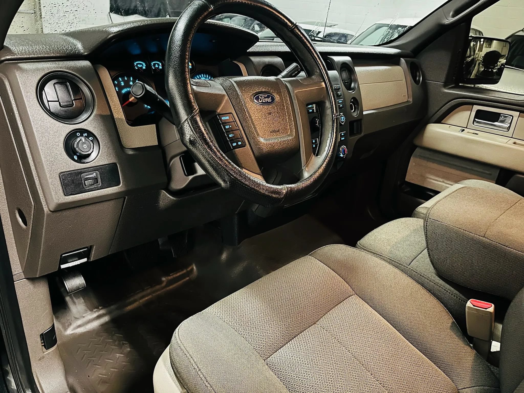 Used 2010 Ford F150 STX AWD/4WD image 15