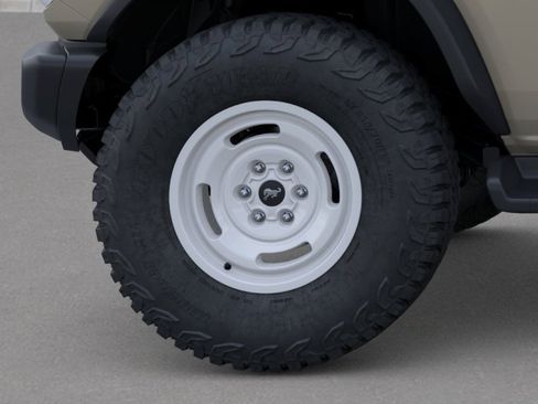 New 2026 Ford Bronco Heritage Edition AWD/4WD image 23