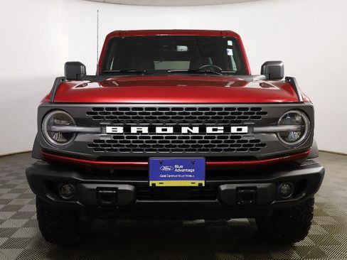 Certified 2025 Ford Bronco Badlands image 3