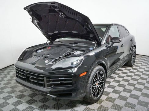 New 2026 Porsche Cayenne Coupe AWD/4WD image 35