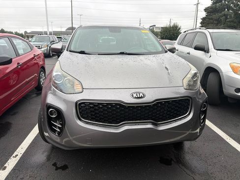 Used 2017 Kia Sportage LX AWD/4WD image 5