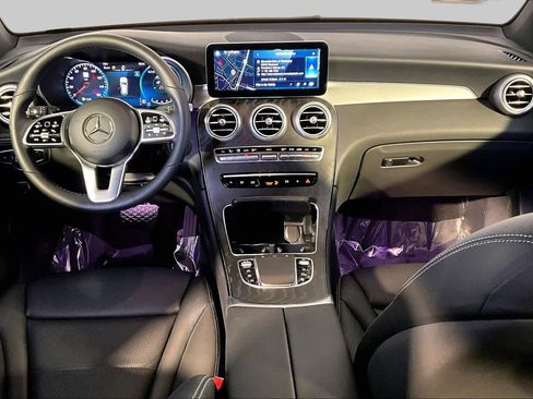 Used 2022 Mercedes-Benz GLC 300 4MATIC image 16