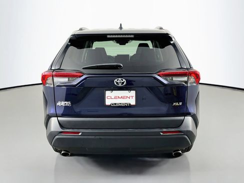 Used 2024 Toyota RAV4 XLE FWD image 8