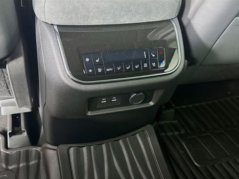 New 2026 INFINITI QX80 Luxe w/ Cargo Package image 30