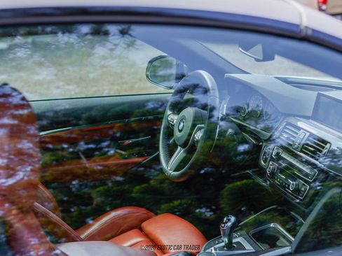 Used 2015 BMW M4 Convertible image 82