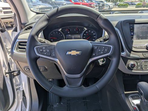 Used 2023 Chevrolet Equinox LT w/ Driver Convenience Package AWD/4WD image 13