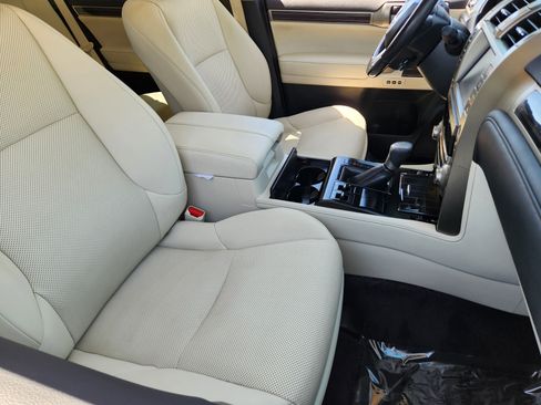 Used 2021 Lexus GX 460 Premium image 16