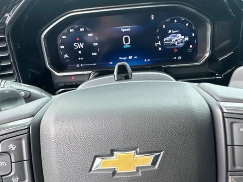 New 2026 Chevrolet Silverado 1500 High Country AWD/4WD image 9