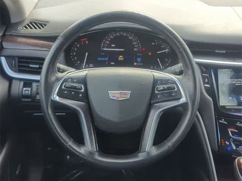 Used 2017 Cadillac XTS Luxury image 22