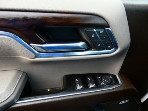 Used 2023 GMC Sierra 1500 SLT w/ SLT Premium Plus Package image 19