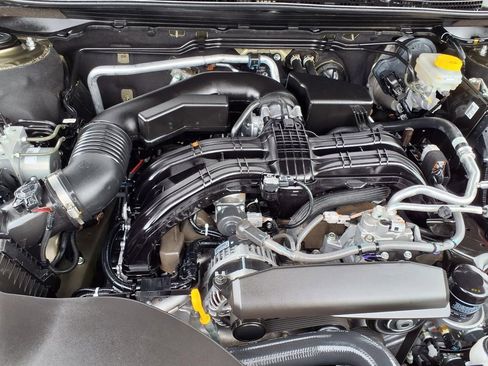 Used 2025 Subaru Outback Premium w/ Popular Package #1A image 15