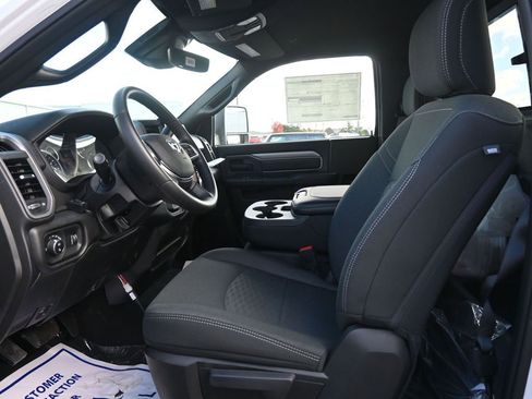 New 2025 RAM 2500 Tradesman image 15