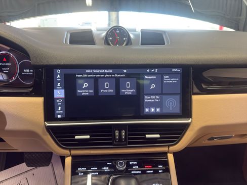 Used 2019 Porsche Cayenne AWD/4WD image 20