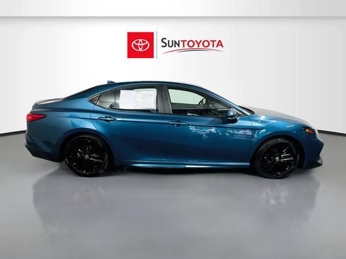 Used 2026 Toyota Camry SE w/ Convenience Package FWD image 2