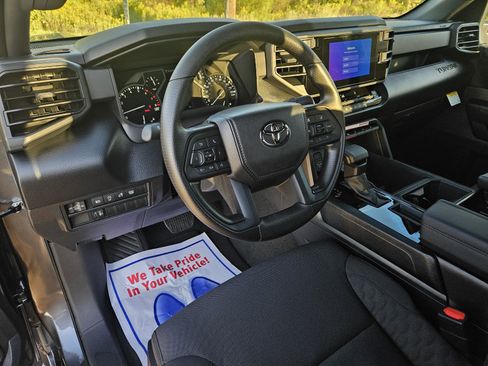 New 2026 Toyota Tundra SR image 20