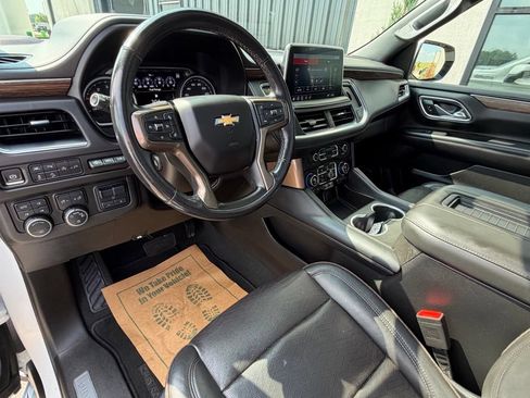 Used 2021 Chevrolet Suburban High Country AWD/4WD image 11