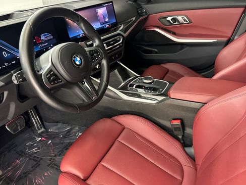 Used 2023 BMW 330i Sedan w/ M Sport Package RWD image 4