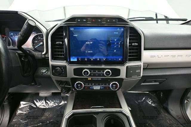Used 2022 Ford F250 Lariat w/ Lariat Ultimate Package AWD/4WD image 25