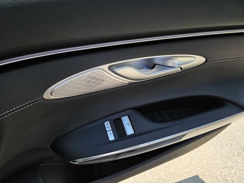 New 2026 Genesis GV70 2.5T image 10