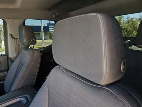 Used 2020 Chevrolet Silverado 1500 LT image 32