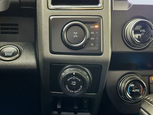 Used 2019 Ford F150 Raptor w/ Equipment Group 802A Luxury image 41