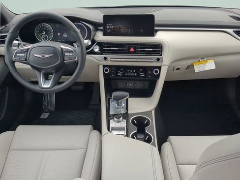 Certified 2025 Genesis G70 2.5T image 19