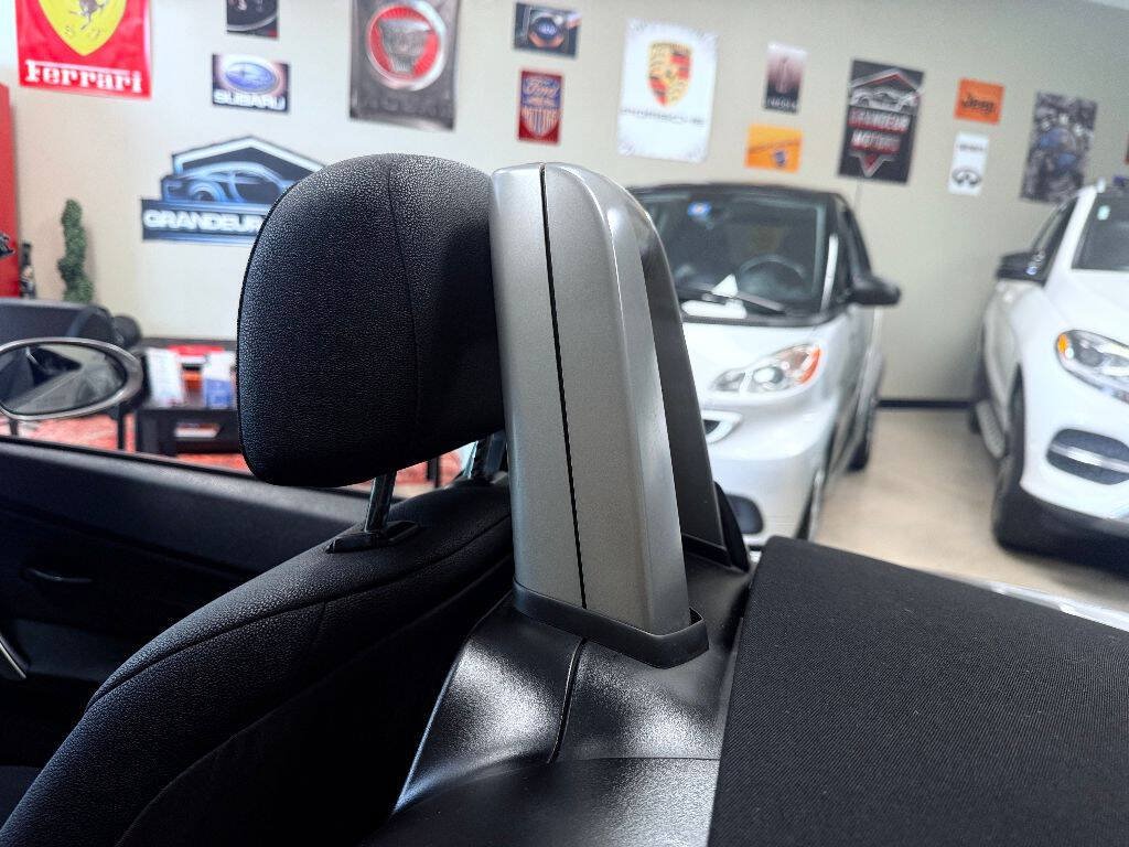 Used 2003 BMW Z4 2.5i RWD image 51