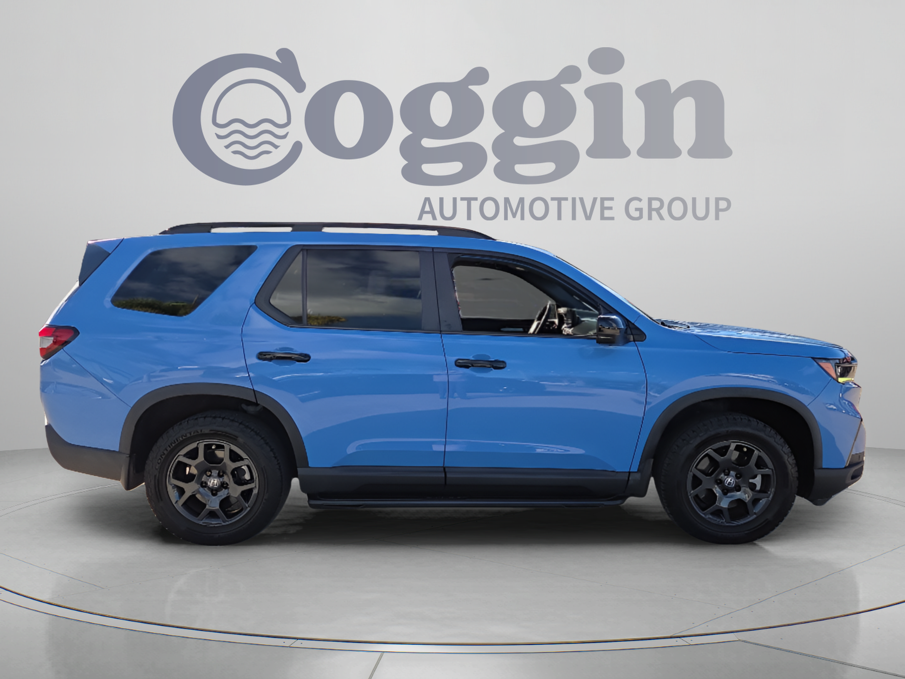 Used 2024 Honda Pilot TrailSport image 6