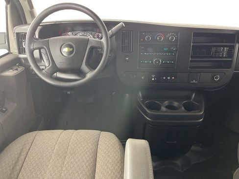 Used 2024 Chevrolet Express 2500 image 7