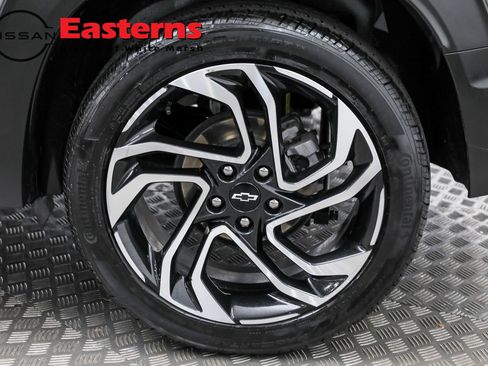 Used 2024 Chevrolet TrailBlazer RS w/ Driver Confidence Package image 40