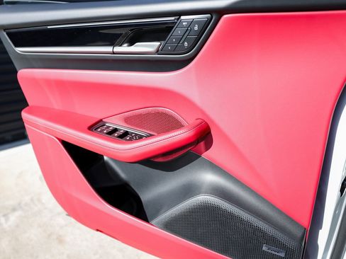 New 2025 Porsche Macan 4S Electric image 24