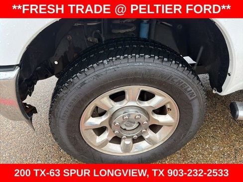 Used 2016 Ford F250 Lariat w/ Lariat Interior Package AWD/4WD image 4