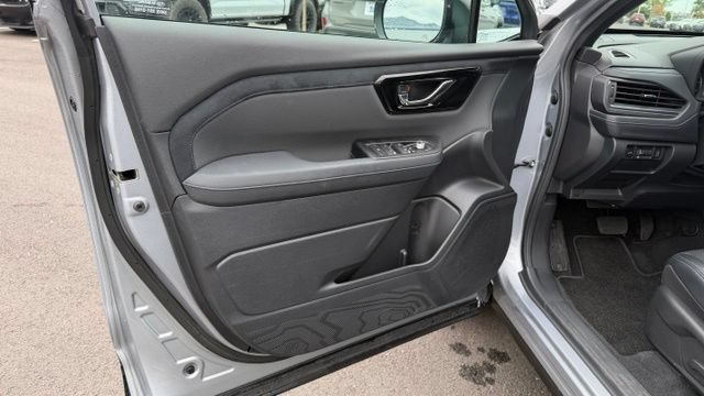 Used 2026 Subaru Forester Limited AWD/4WD image 21