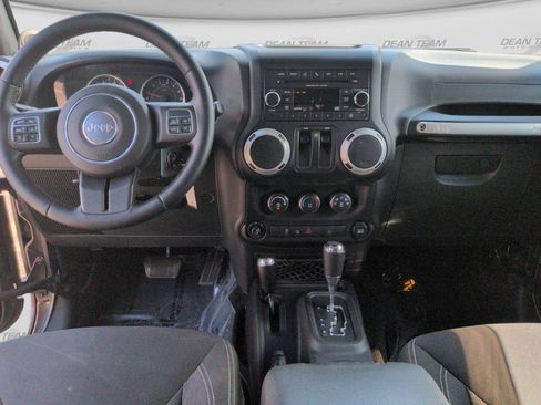 Used 2014 Jeep Wrangler Sahara w/ Connectivity Group AWD/4WD image 13