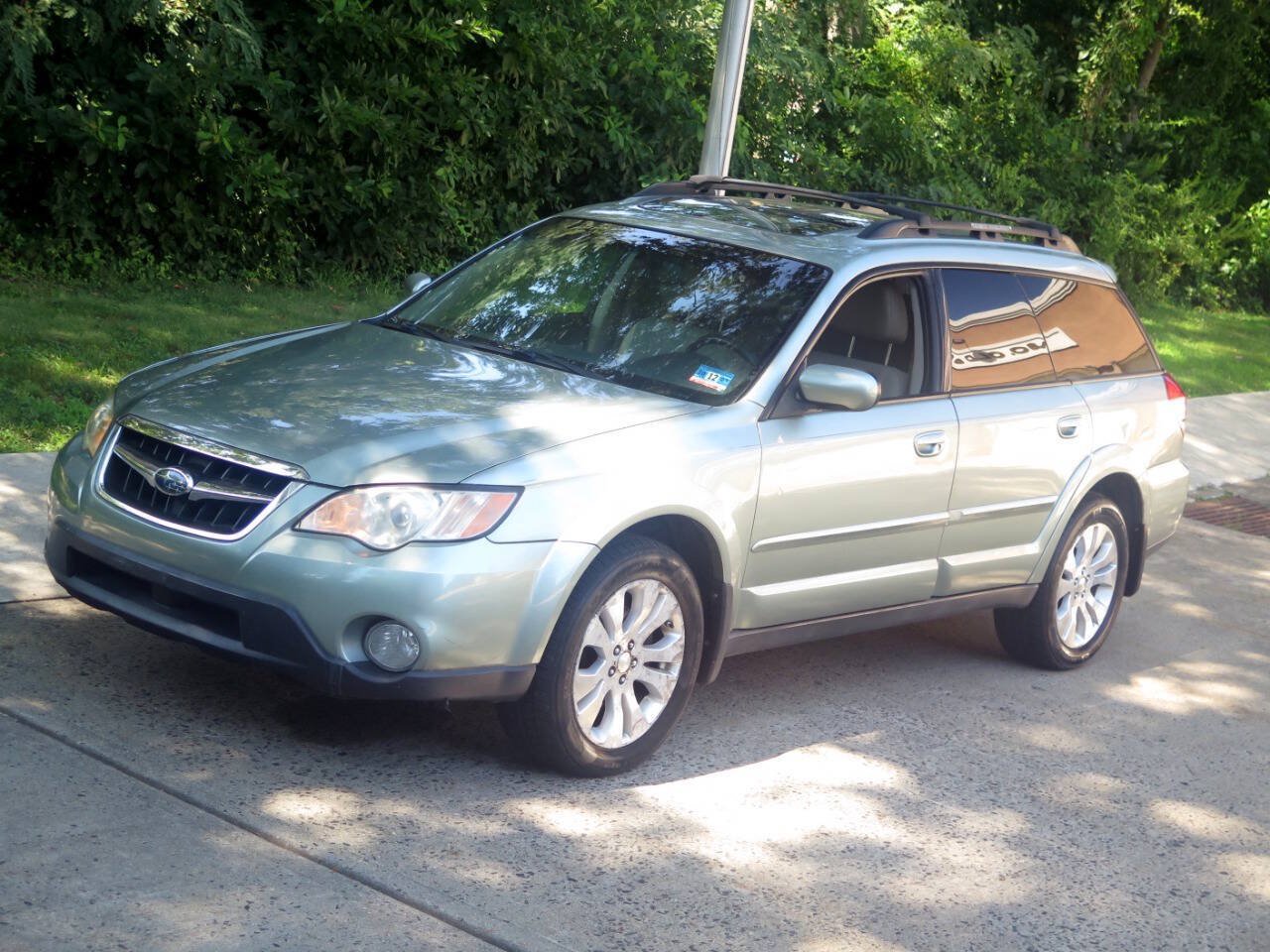 Used 2009 Subaru Outback 2.5i Limited AWD/4WD image 33