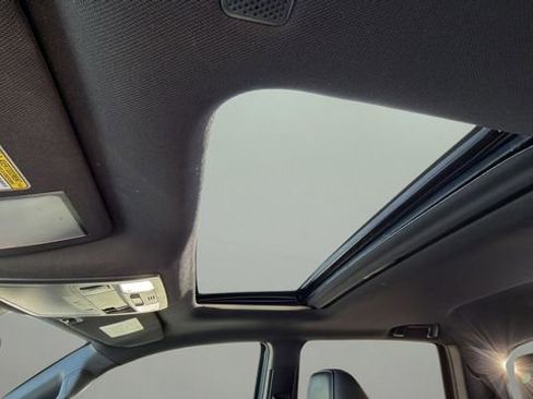 Used 2019 Toyota Tacoma TRD Sport image 20