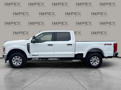 Used 2024 Ford F250 XLT w/ FX4 Off-Road Package image 2
