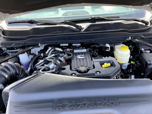 New 2026 RAM 2500 Tradesman AWD/4WD image 36