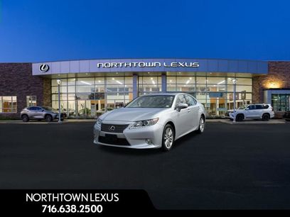 Used 2015 Lexus ES 350 w/ Premium Package