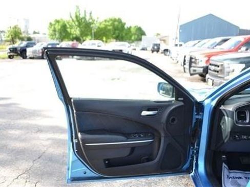 Used 2015 Dodge Charger R/T RWD image 10