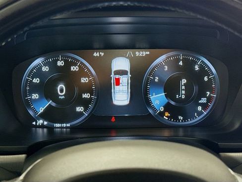 Used 2017 Volvo S90 T6 Momentum w/ Vision Package image 13