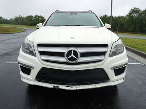 Used 2013 Mercedes-Benz GL 550 4MATIC image 2