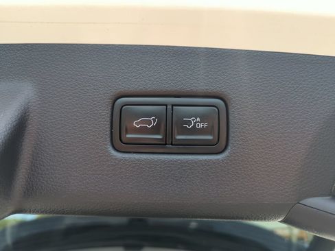 Used 2025 Kia Carnival SX Prestige FWD image 36