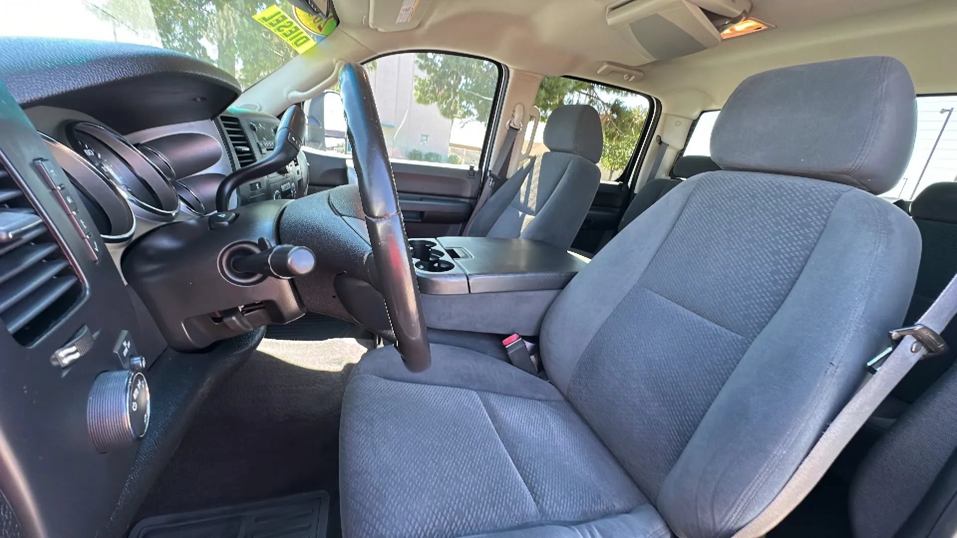 Used 2008 GMC Sierra 2500 SLE w/ Z71 Off-Road Package AWD/4WD image 14