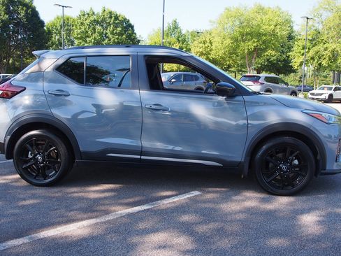 Used 2024 Nissan Kicks SR FWD image 8