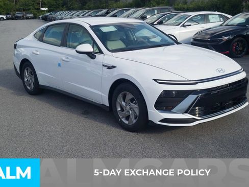Certified 2025 Hyundai Sonata SE FWD image 3