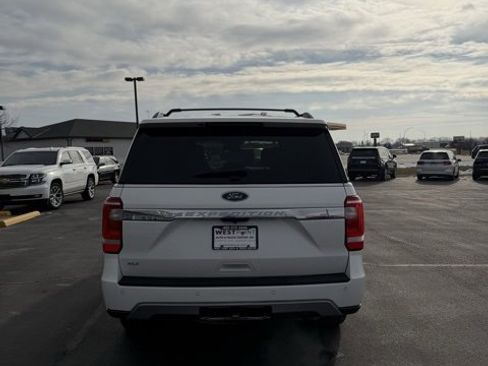 Used 2021 Ford Expedition XLT image 7