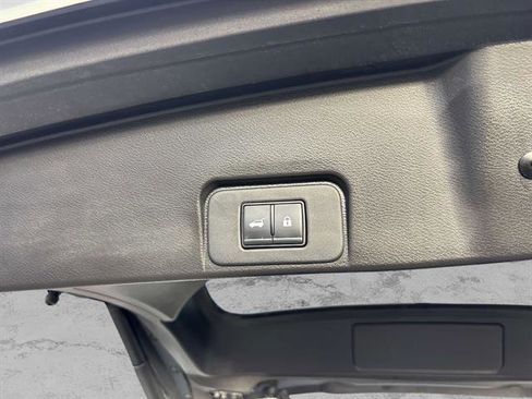 Certified 2023 Nissan Rogue SL image 15