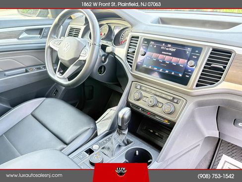 Used 2021 Volkswagen Atlas SE w/ Panoramic Sunroof Package AWD/4WD image 19