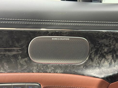 Used 2024 Genesis G90 3.5T image 16